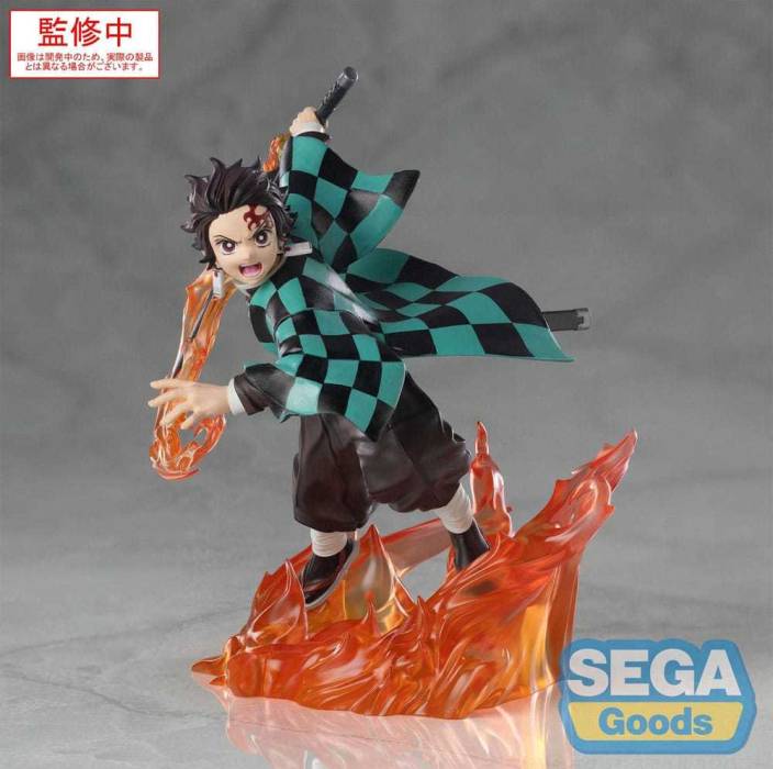 Figura Tanjiro Kamado Xross Link - Guardianes de la noche - SEGA