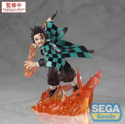 Figura Tanjiro Kamado Xross Link - Guardianes de la noche - SEGA